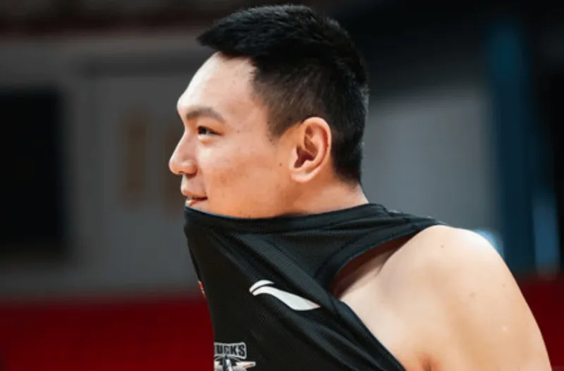 开云体育入口-媒体人致敬朱彦西：你是经典绝杀的主人公&amp;amp;四年三冠的缔造者